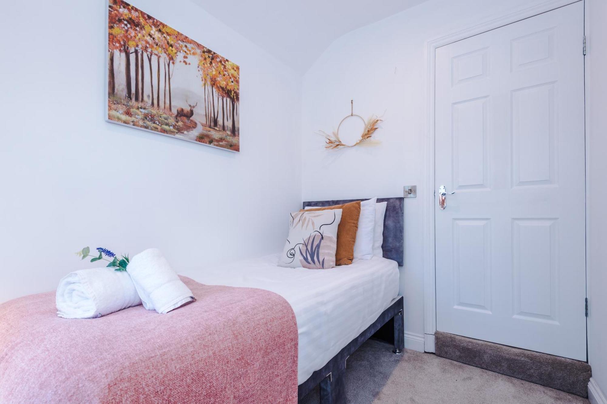 Spacious 3-Bed Home In Nantwich By 53 Degrees Property - Amazing Location, Ideal For Groups - Sleeps 6 Dış mekan fotoğraf